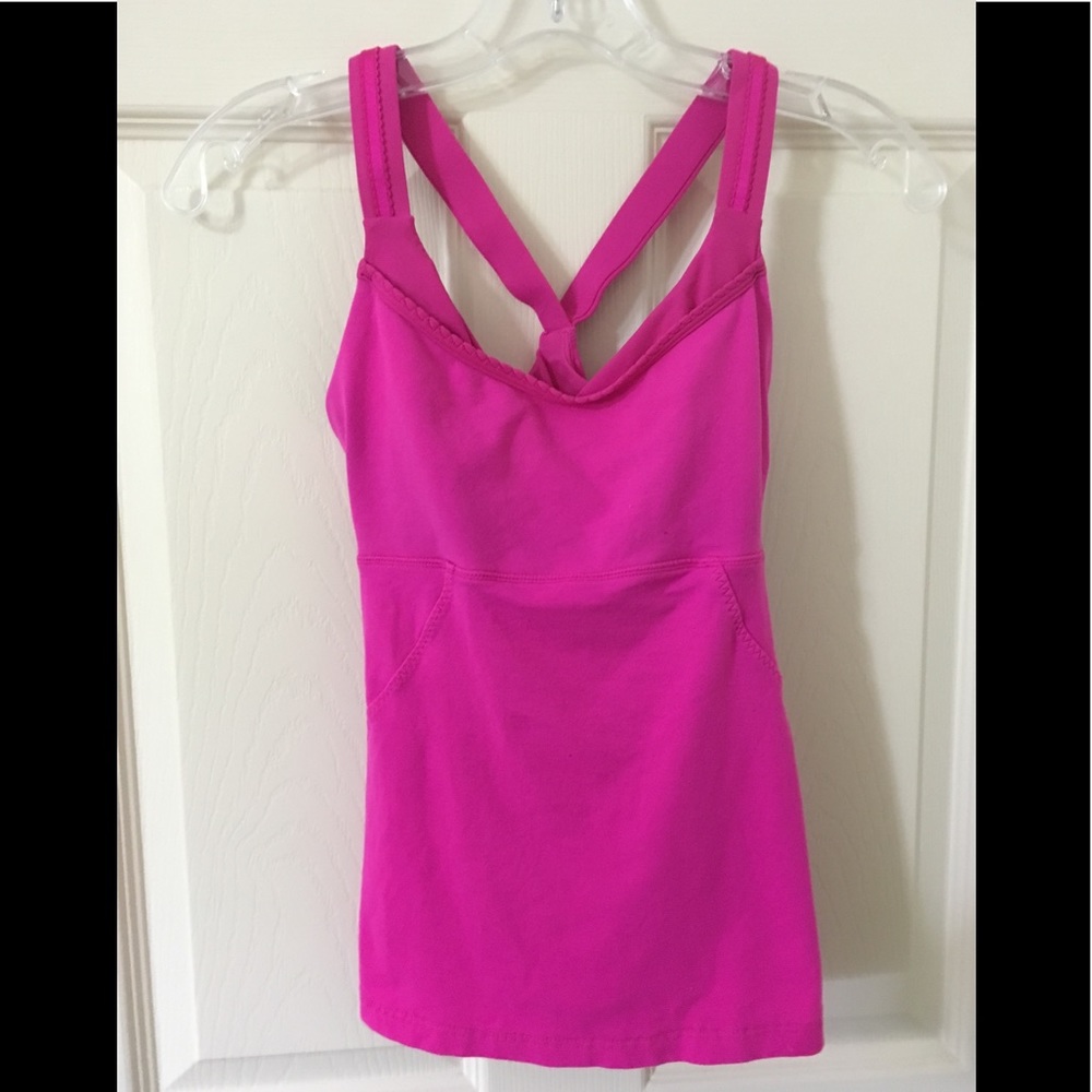 Lululemon tank